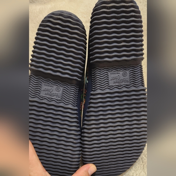 Floral Slip-On Garden Shoes - Multicolor - Picture 5 of 5